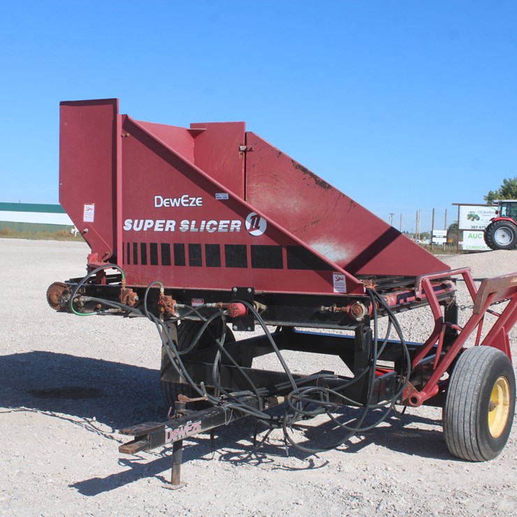 #2034 • #2034- DewEze Bale Slicer