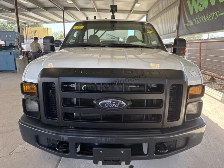 2010-ford-f250-image-3