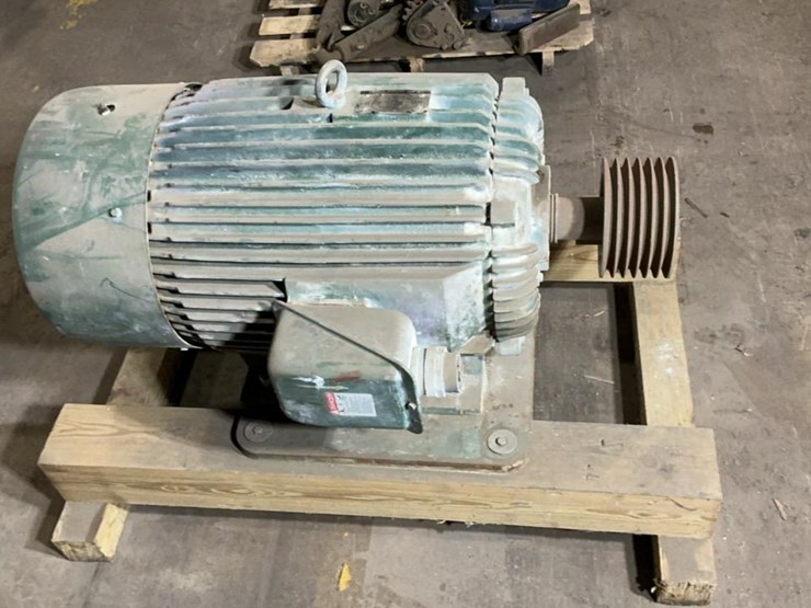 #179-•-eqp-iii-electric-motor-image-1