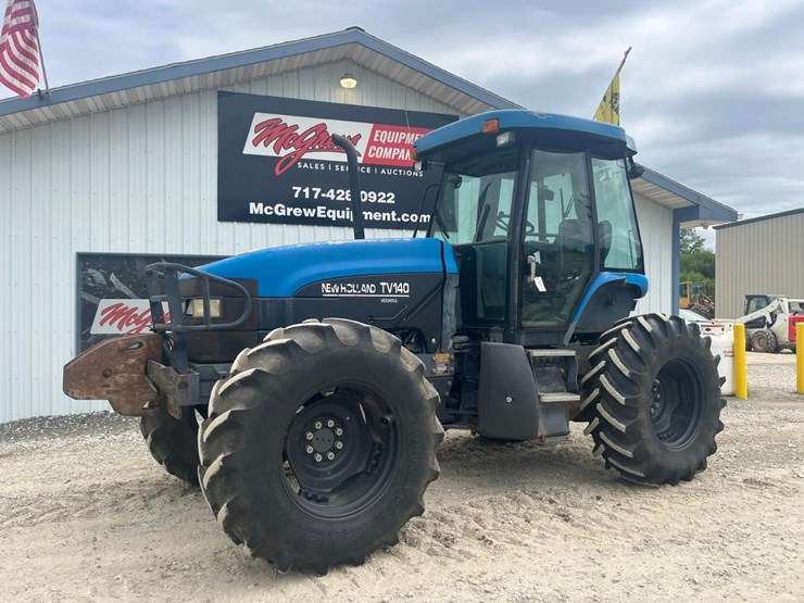 new-holland-tv140-image-2