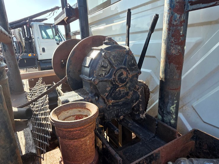 2006-international-durastar-4300-image-14