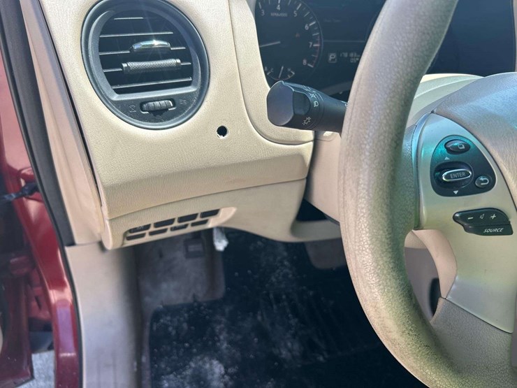 2014-nissan-pathfinder-image-15