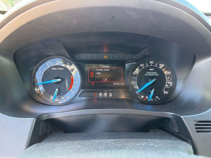 2018-ford-explorer-image-18