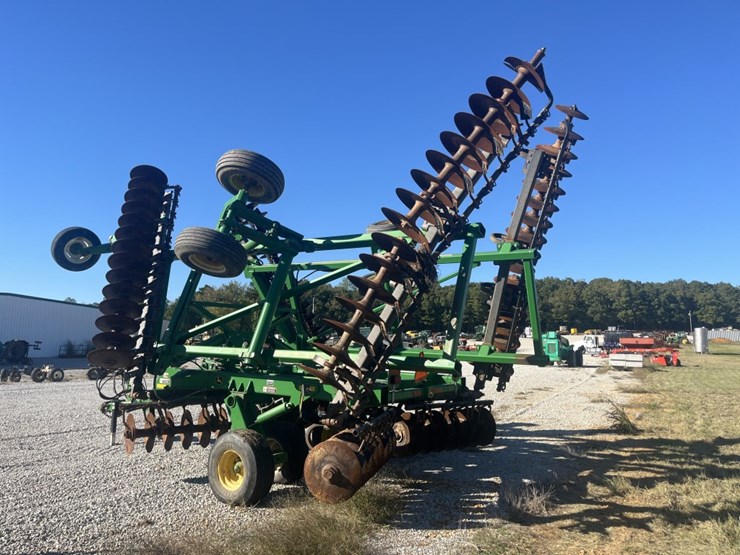 john-deere-2623-image-2