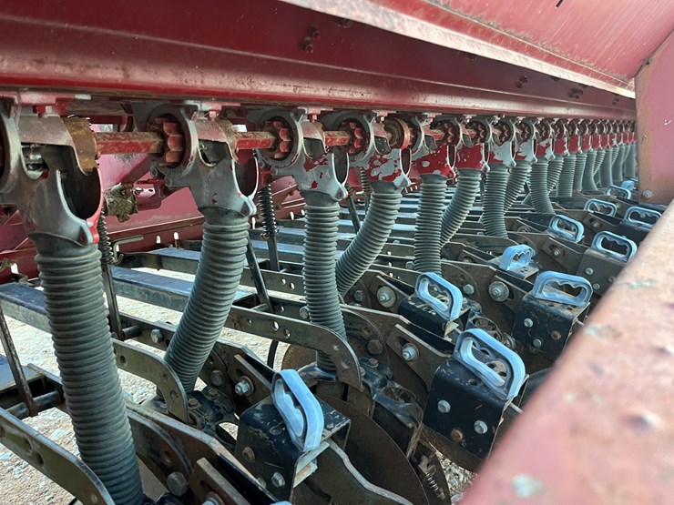 international-5100-image-13