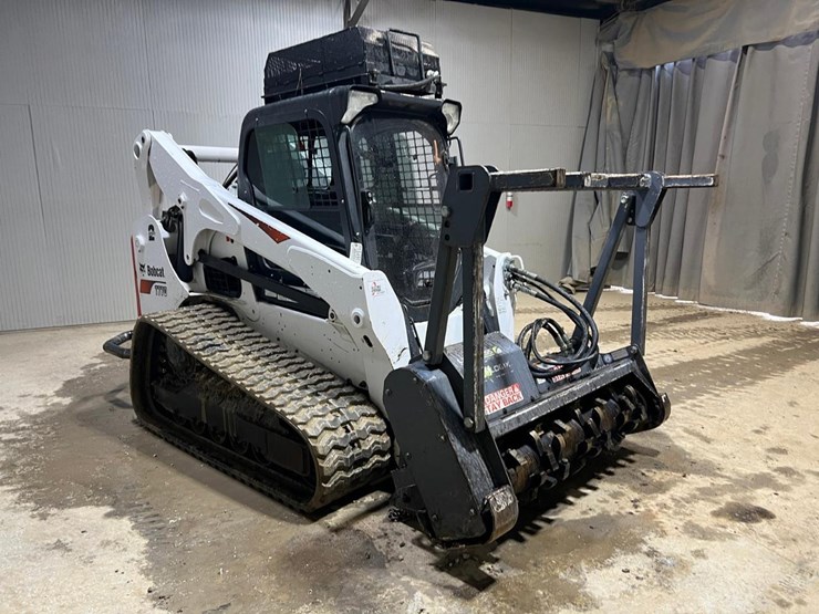 2019-bobcat-t770-image-8