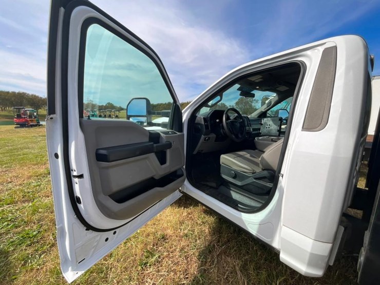 2009-ford-f350-xl-image-19