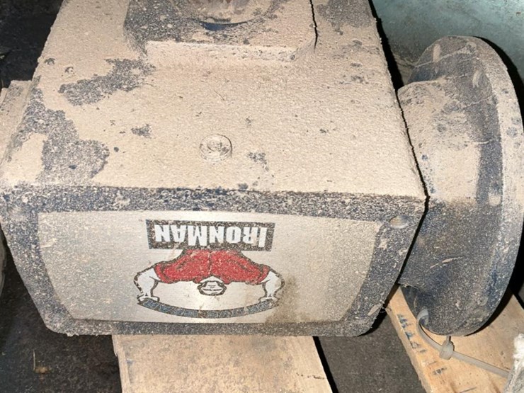 #182-•-electric-motors-and-various-parts-image-15