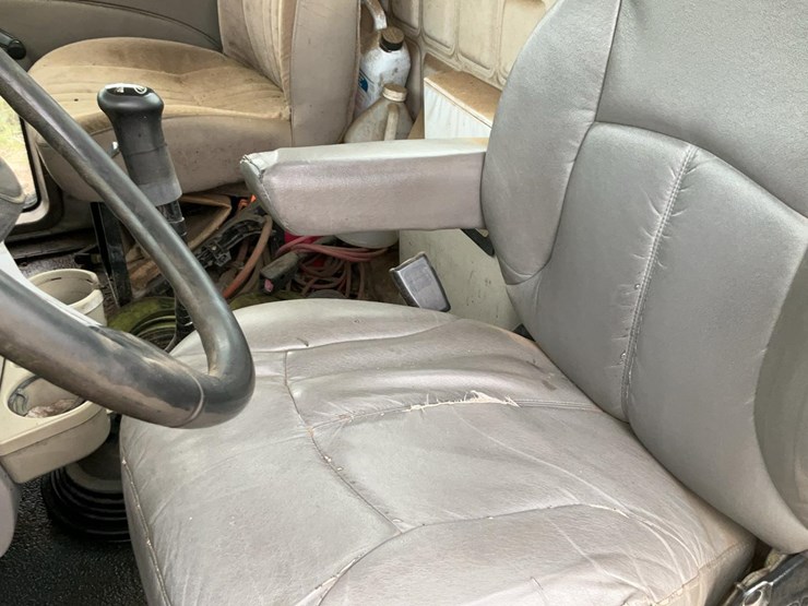 2004-mack-chn613-image-24