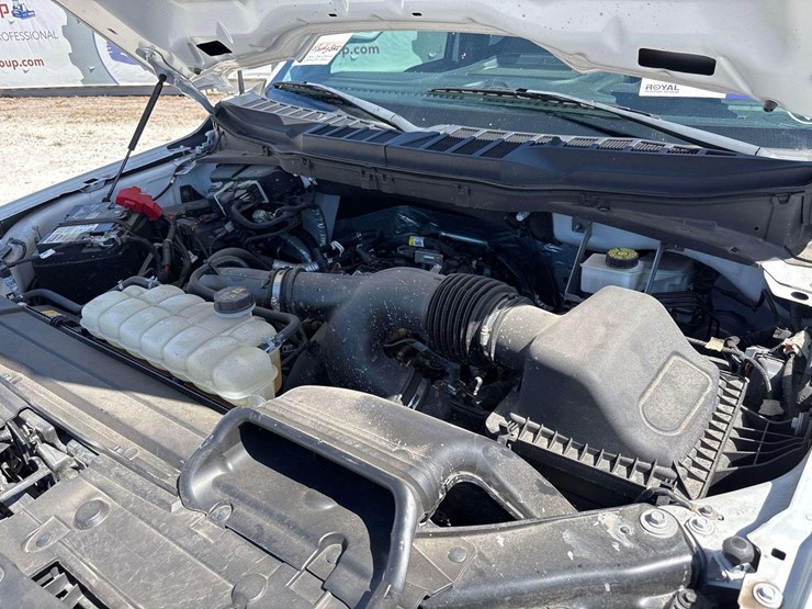 2023-ford-f150-image-12