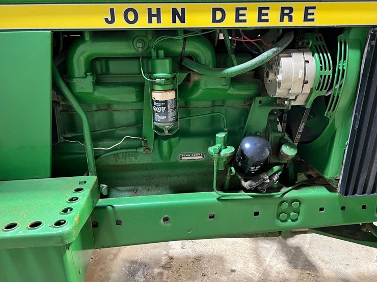 john-deere-4030-image-19