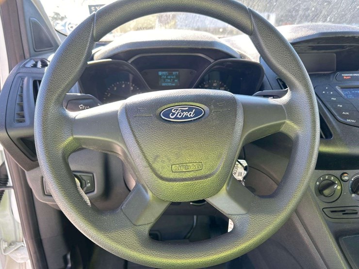 2017-ford-transit-connect-image-13