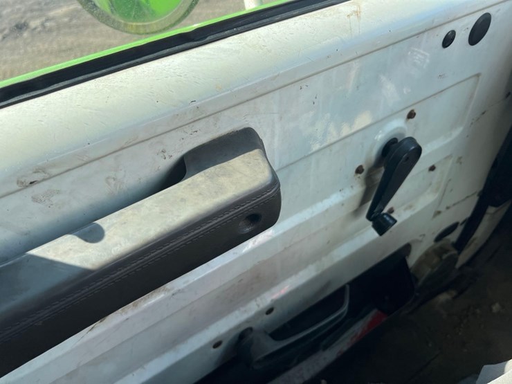 2001-international-4700-image-49