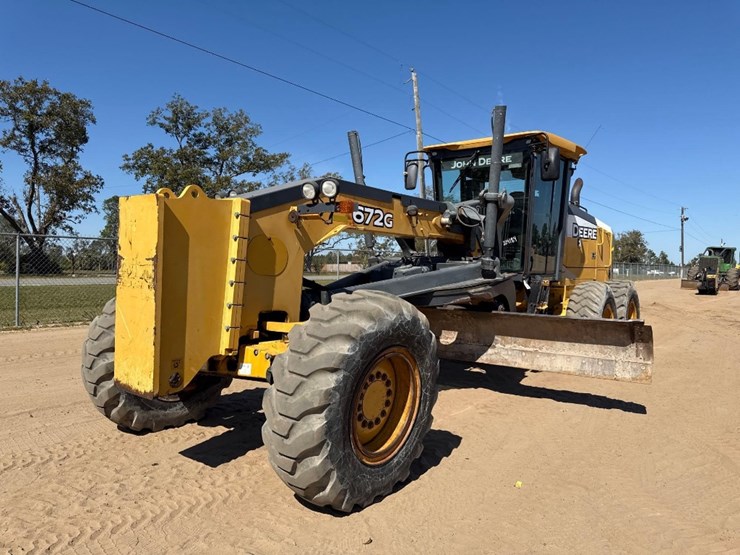 2014-deere-672g-image-2