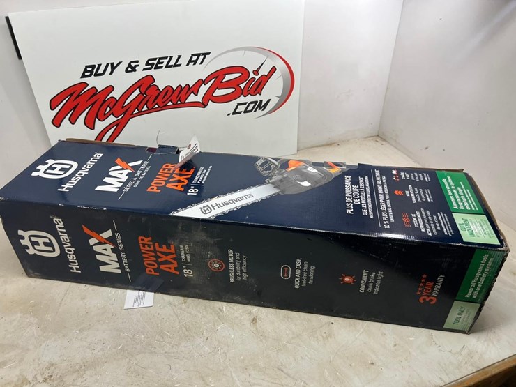 husqvarna-max-battery-series-40v-18"-chain-saw-image-9