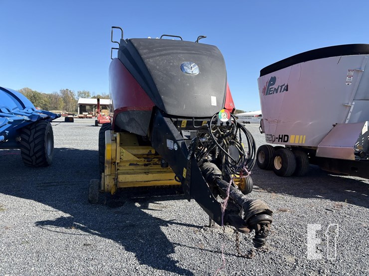 2015-new-holland-big-baler-330-image-4