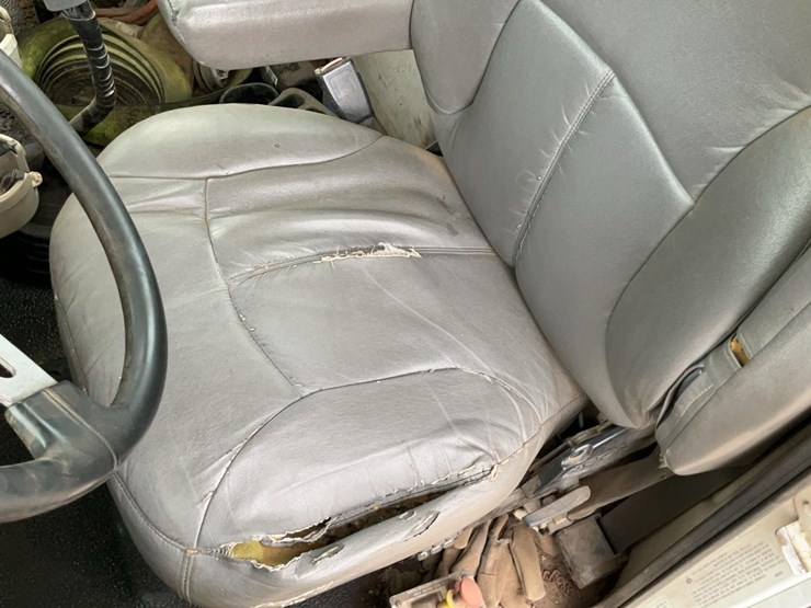 2004-mack-chn613-image-57