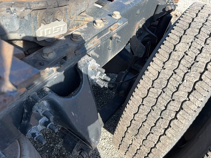 2021-international-lt-image-8