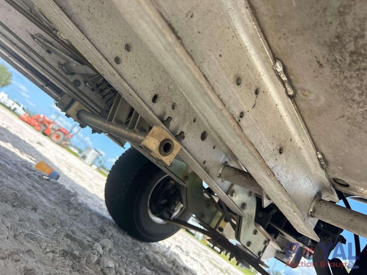 club-car-utility-cart-image-12