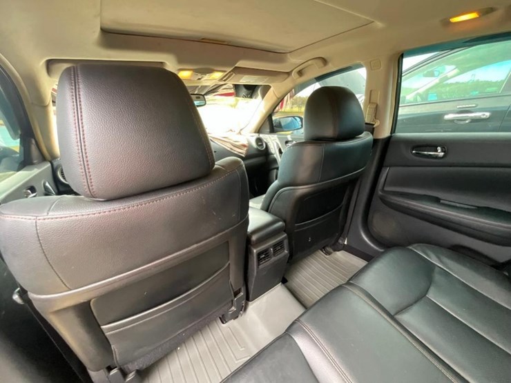 2014-nissan-maxima-**salvage-title**-image-22