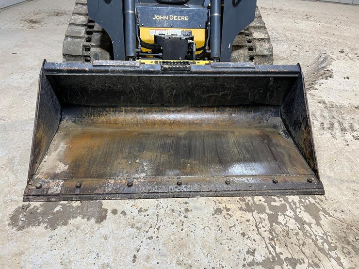 2018-deere-317g-image-9