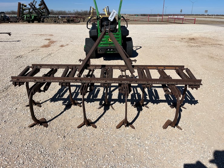 #t15171-•-ferguson-field-chisel-image-5