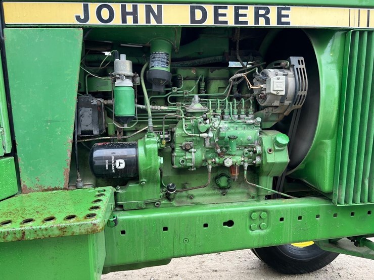 john-deere-4440-image-16