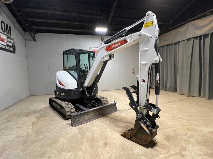 2024-bobcat-e35-image-7