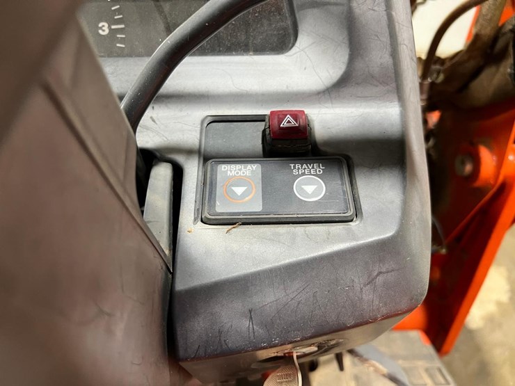 kubota-la514-image-34