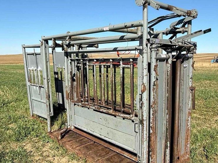 pearson-livestock-chute-image-1