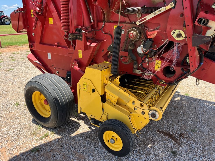 2016-new-holland-460-image-7