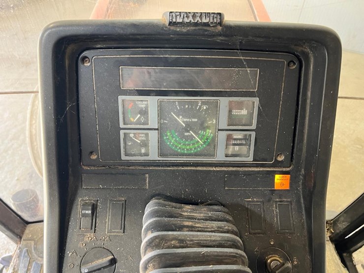 case-ih-5230-image-21