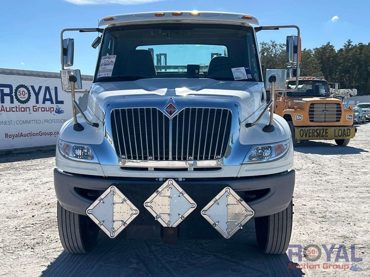 2016-international-workstar-7400-image-26