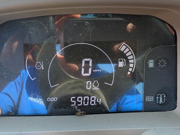 john-deere-gator-image-15