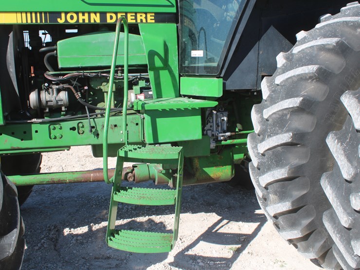 john-deere-4755-image-12