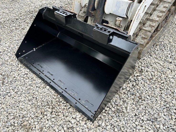 44"-gp-bucket-image-1