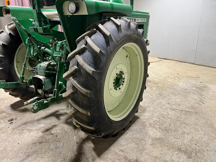 1966-oliver-1650-image-16