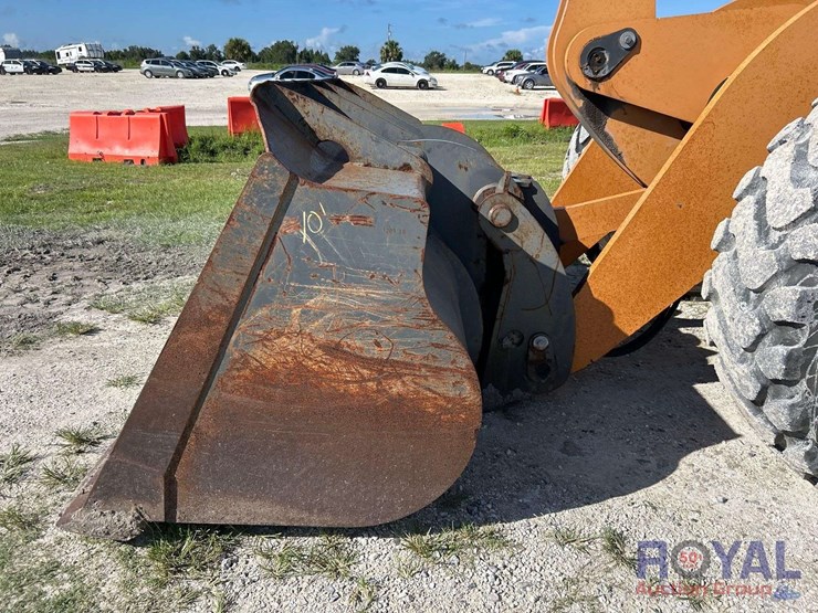 2016-case-821f-image-9