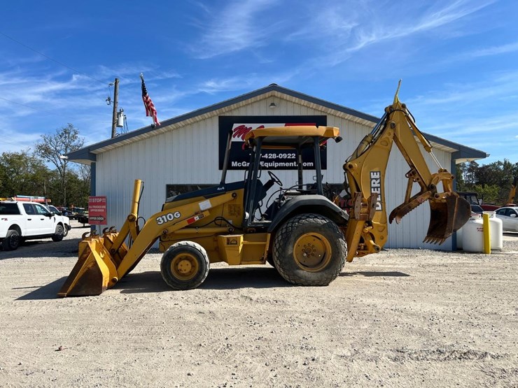 deere-310g-image-1