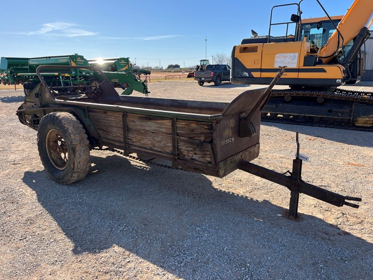 #t15024-•-john-deere-manure-spreader-image-4