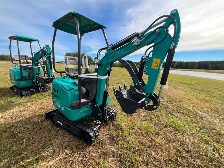 unused-cfg-qk16r-mini-excavator-(rato-15hp-bkt-image-4