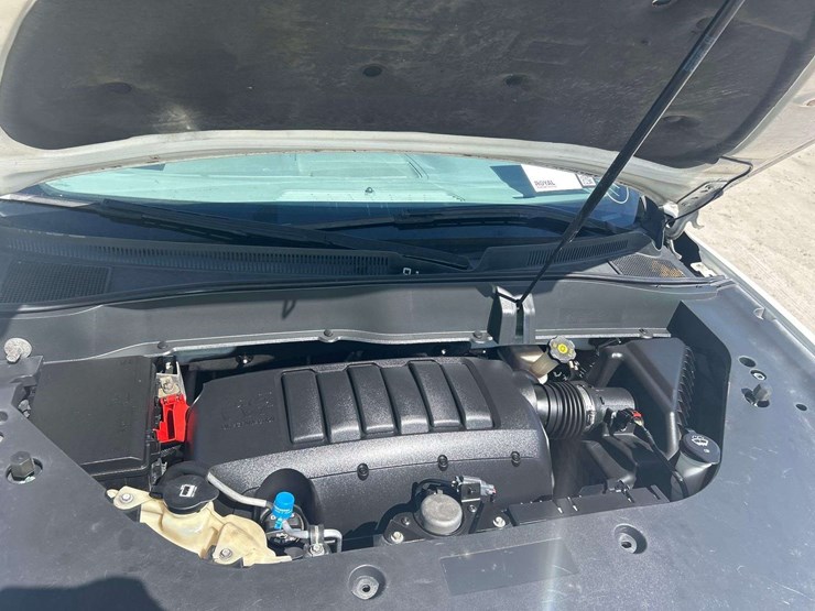 2015-gmc-acadia-image-9