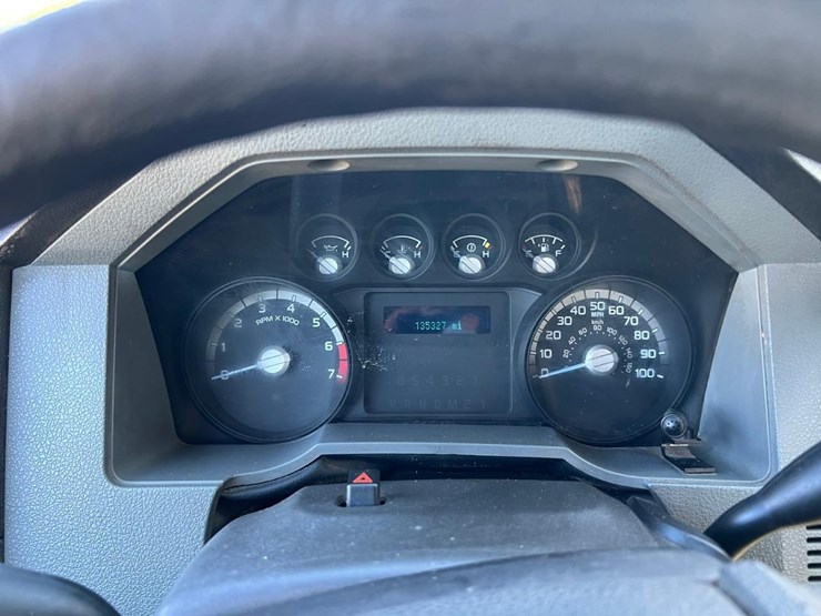 2012-ford-f350-image-24