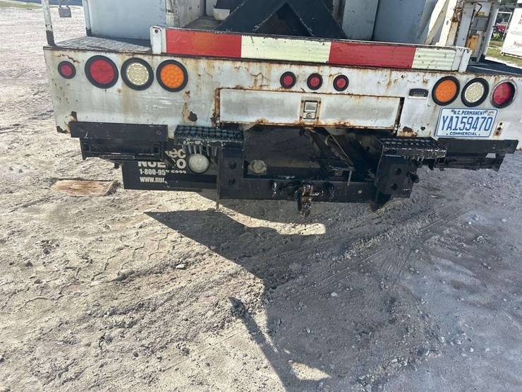 2013-freightliner-m2-106-altec-aa755-55ft-bucket-truck-image-37