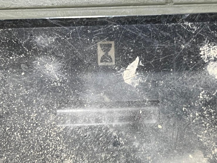 komatsu-sk1020-image-18