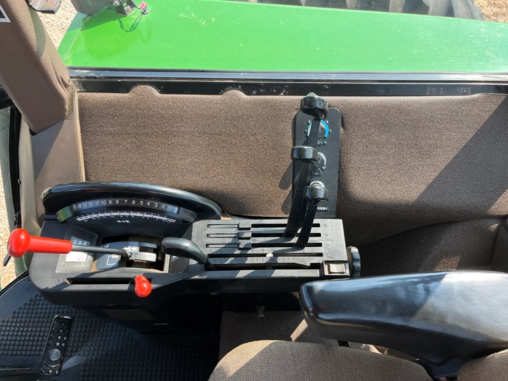 1993-john-deere-4960-image-18