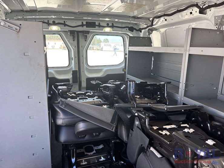 2018-ford-transit-image-9