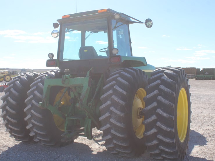 john-deere-4755-image-8