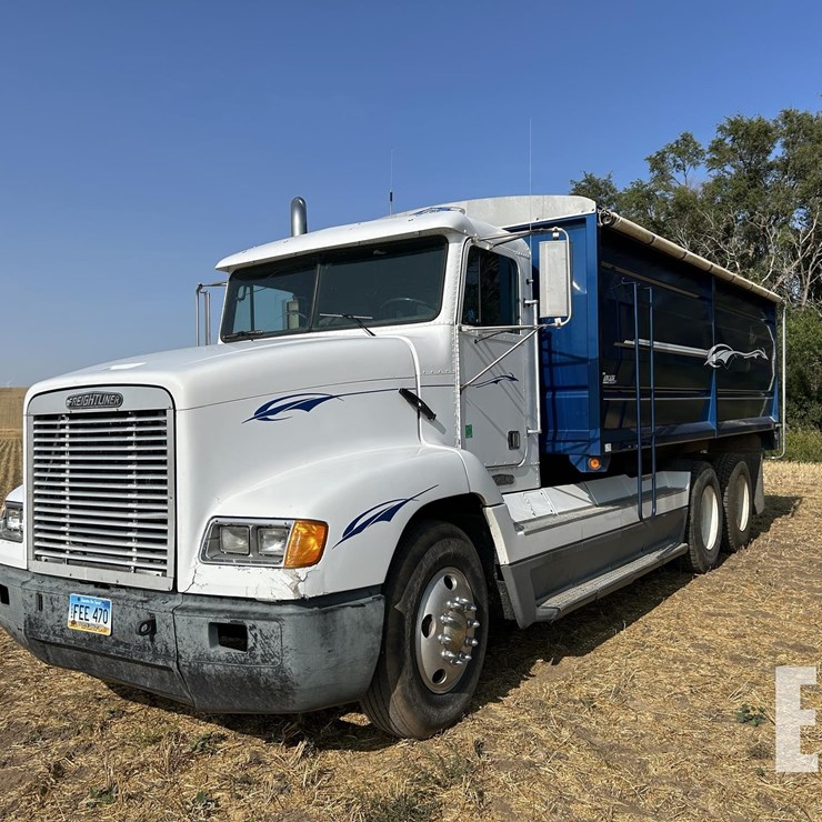 1995 FREIGHTLINER FLD112