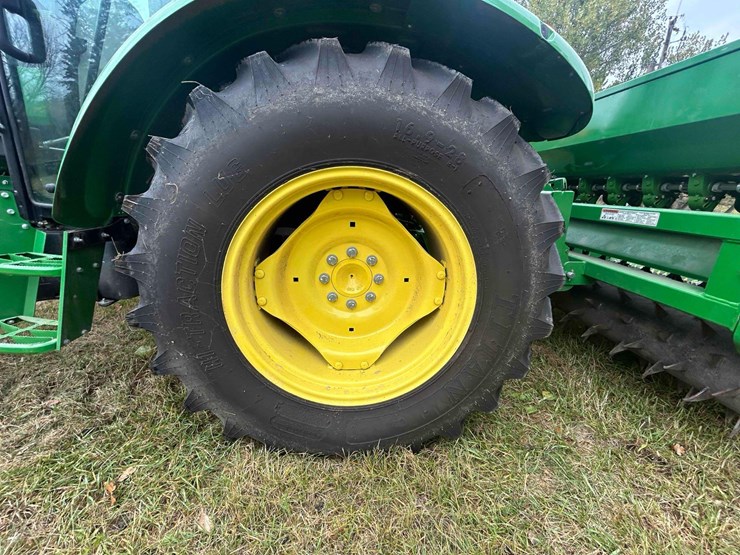john-deere-5075e-image-11